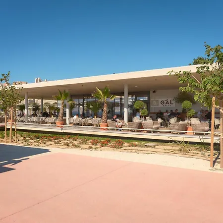 アパート Sun & Palms