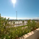 Апартаменты Sun & Palms